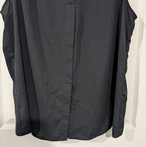 41 Hawthorn Black Sleeveless V-Neck Blouse in Size 1X - Picture 5 of 8